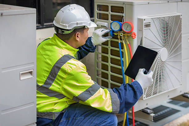Professional Hvac technician working in Parker, TX